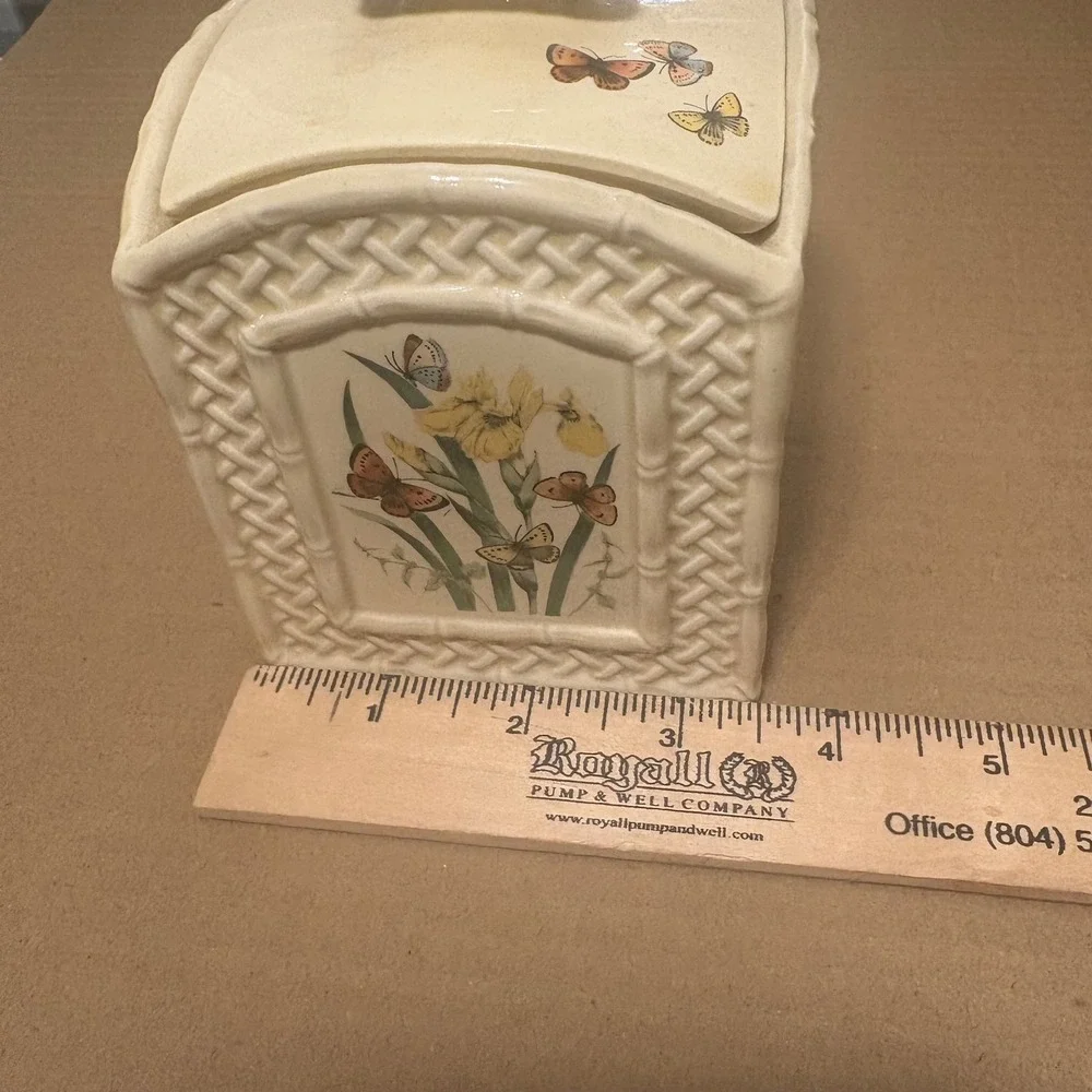 N/A decorative ceramic